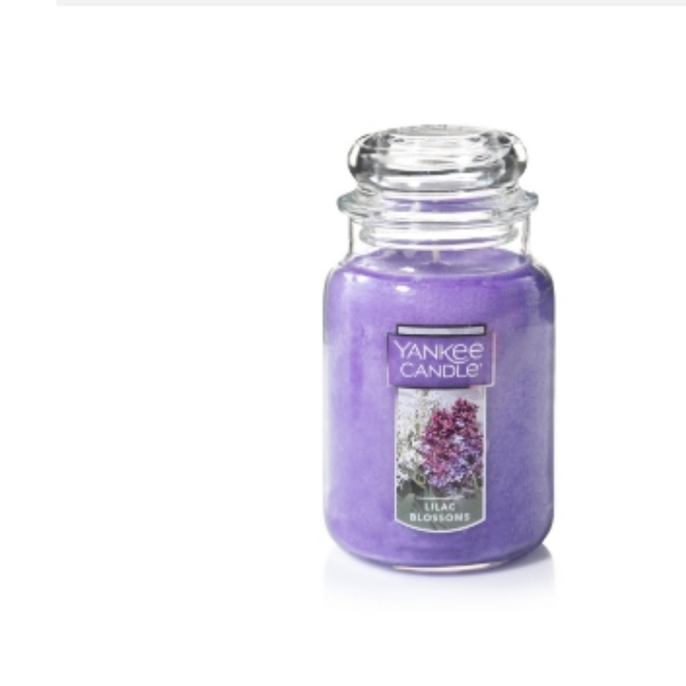 New Yankee Candle Large Lilac Blossoms